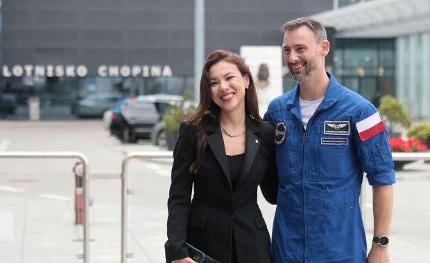 Polski astronauta pochwalił się narodzinami syna. Uznańscy-Wiśniewscy pokazali zdjęcie