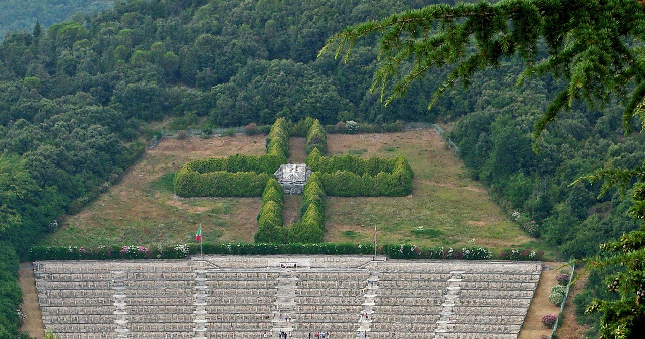 Polski cmentarz na Monte Cassino /Marek Bazak /East News