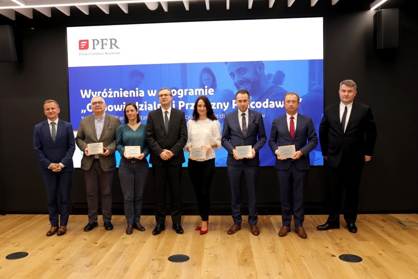 Polski Fundusz Rozwoju wyróżnił kolejne firmy w projekcie „Przyjazny i Odpowiedzialny Pracodawca”. Źródło: PFR /Informacja prasowa