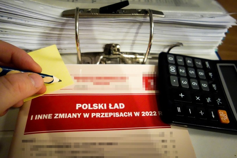 Polski Ład. Co dalej z zaniżonymi pensjami? Są wątpliwości /Piotr Kamionka /Reporter