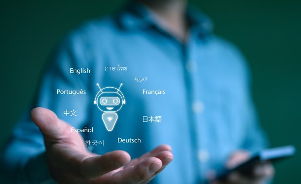 Polski lepszy od angielskiego. Sztuczna inteligencja nie ma wątpliwości