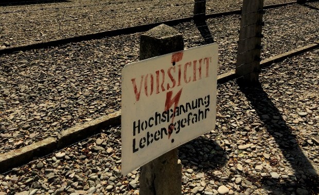 "Polski obóz koncentracyjny" we francuskiej prasie. Szef gazety przeprosił