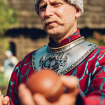 Polski serial Netfliksa to czyste złoto. Mocniej, szybciej, lepiej, bardziej