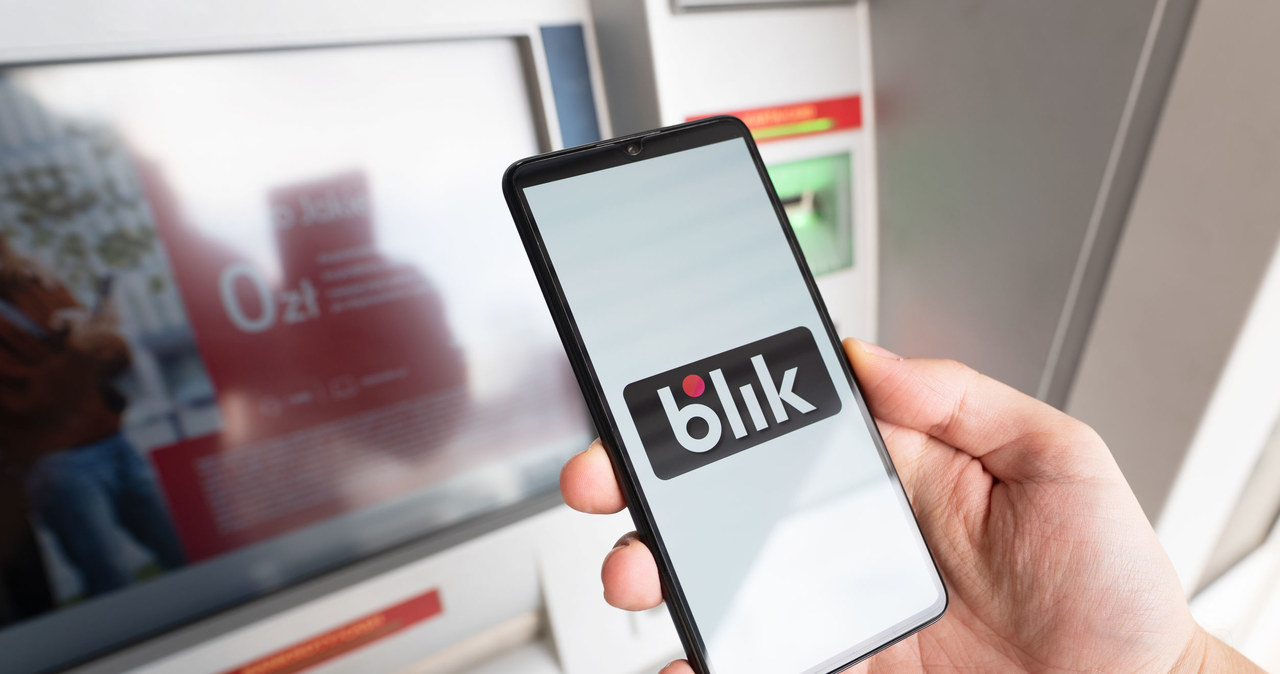 Polski Standard Płatności, operator systemu BLIK ostrzega przed wyłudzaniem pieniędzy. /123RF/PICSEL