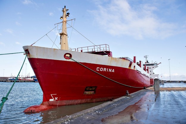 Polski statek Corina jest w porcie w Hanstholm /HENNING BAGGER /PAP/EPA