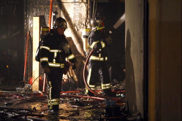 Polski wynalazek może uratować życie wielu ofiar pożarów /AFP