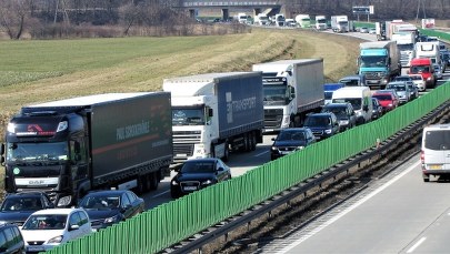 Polskie ciężarówki utkną w korkach? Jutro przymusowe postoje przed wjazdem do Niemiec