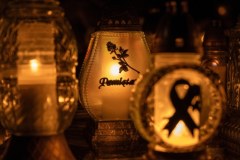 Polskie cmentarze nocą 