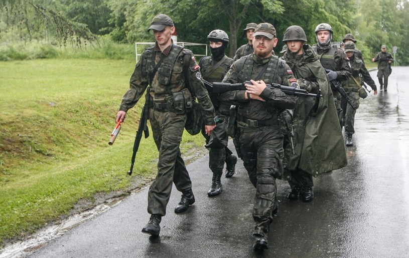Polskie ćwiczenia w ramach Obrony Terytorialnej w czerwcu 2016 /Krzysztof Kapica /East News