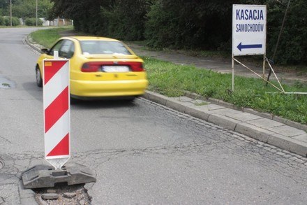 Polskie drogi są niebezpieczne /poboczem.pl