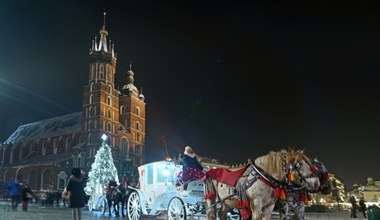 Polskie miasto, które zimą zachwyca turystów. Przyjeżdżają tu z całej Europy