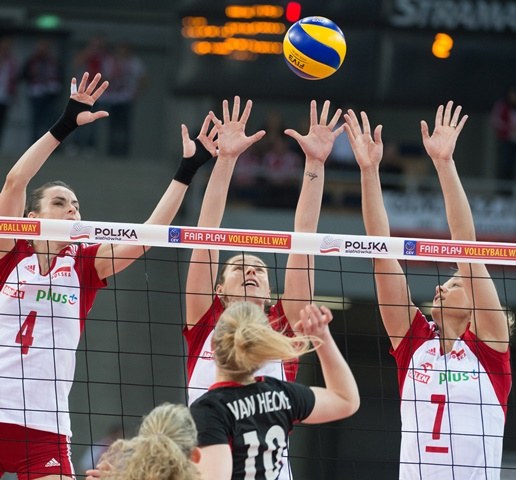 Polskie siatkarki przegrały z Belgijkami /Grzegorz Michałowski /PAP