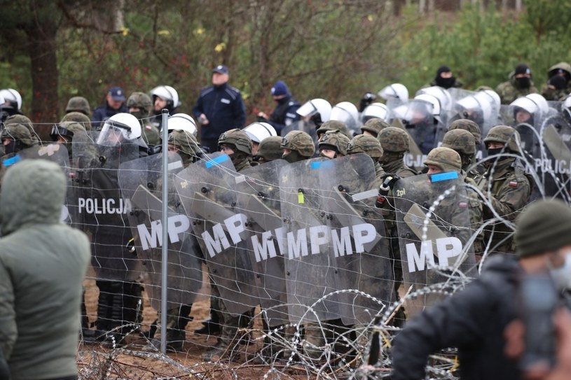 Polskie służby przy granicy z Białorusią; zdj. ilustracyjne /AFP