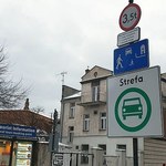 Polskie strefy czystego transportu. Spalinowe auta bezużyteczne za 3 lata? Nowe prawo od 24 grudnia!