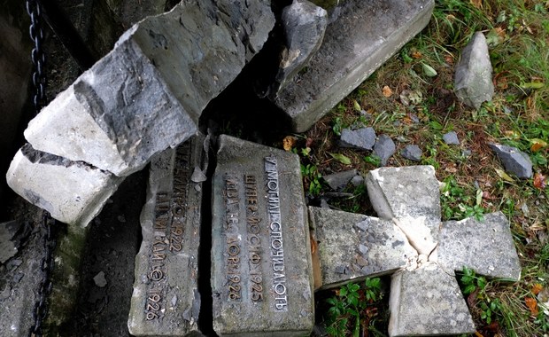 Polsko-ukraiński spór o pomniki i ekshumacje. Wiceszef IPN: Zakaz najbardziej szkodzi samej Ukrainie