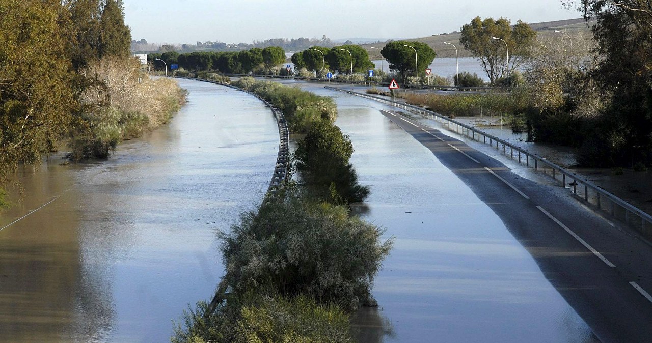 Południowa Hiszpania tonie w wodzie 