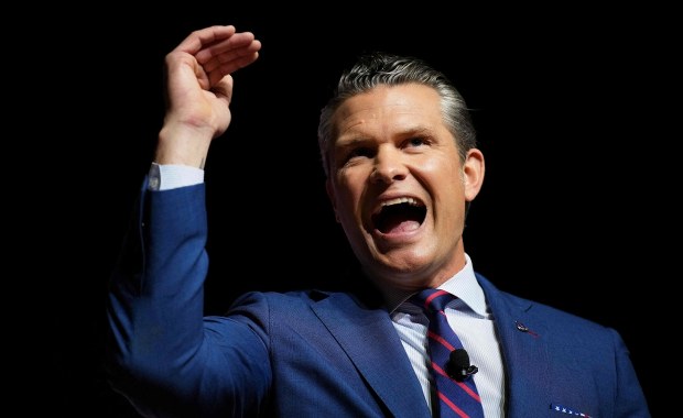 "Południowa Włócznia" ma uderzyć w "narkoterrorystów". Hegseth ogłasza