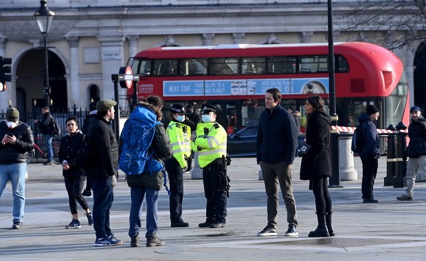 Południowoafrykańska odmiana koronawirusa dotarła do Wielkiej Brytanii