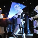 Pomachaj mieczem świetlnym w Star Wars Kinect