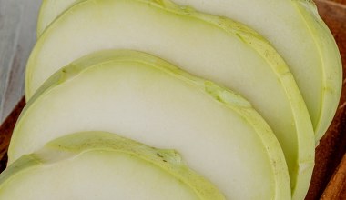 Pomaga na stłuszczoną wątrobę i wspiera odchudzanie. Polacy unikają tego warzywa