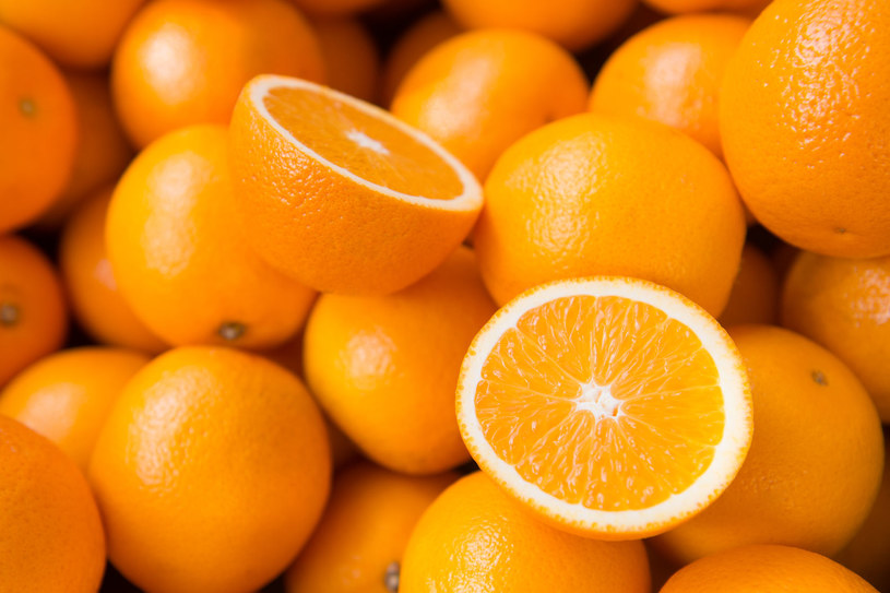 Pomarańcze wspierają równowagę układu nerwowego /©123RF/PICSEL