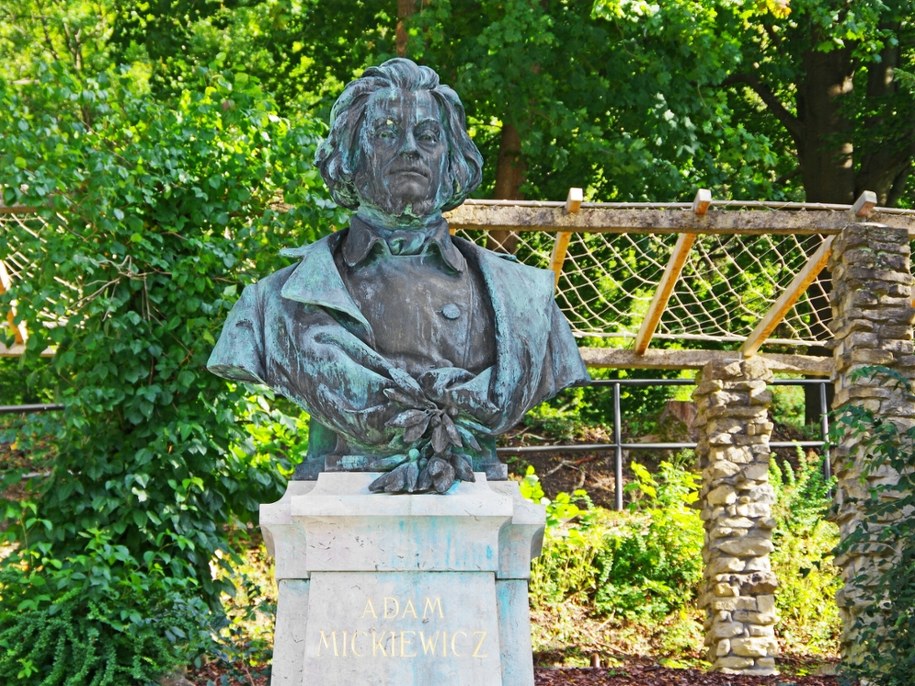 Pomnik Adama Mickiewicza w Krynicy-Zdroju /Marek Bazak /East News