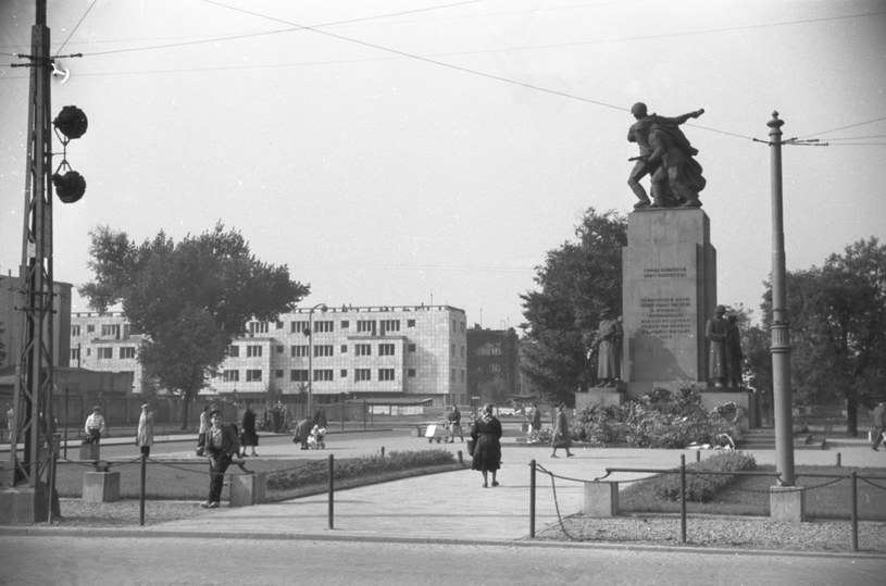 Pomnik Braterstwa Broni w Warszawie, 1950 /Roman Wionczek /East News