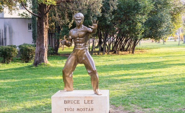 Pomnik Bruce’a Lee zniknął z centrum Mostaru