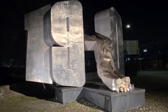 Pomnik Grudnia '70 wg koncepcji Stanisława Gierady