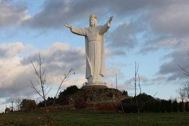 Pomnik Jezusa Chrystusa Króla Wszechświata w Świebodzinie /Lech Muszyński /PAP