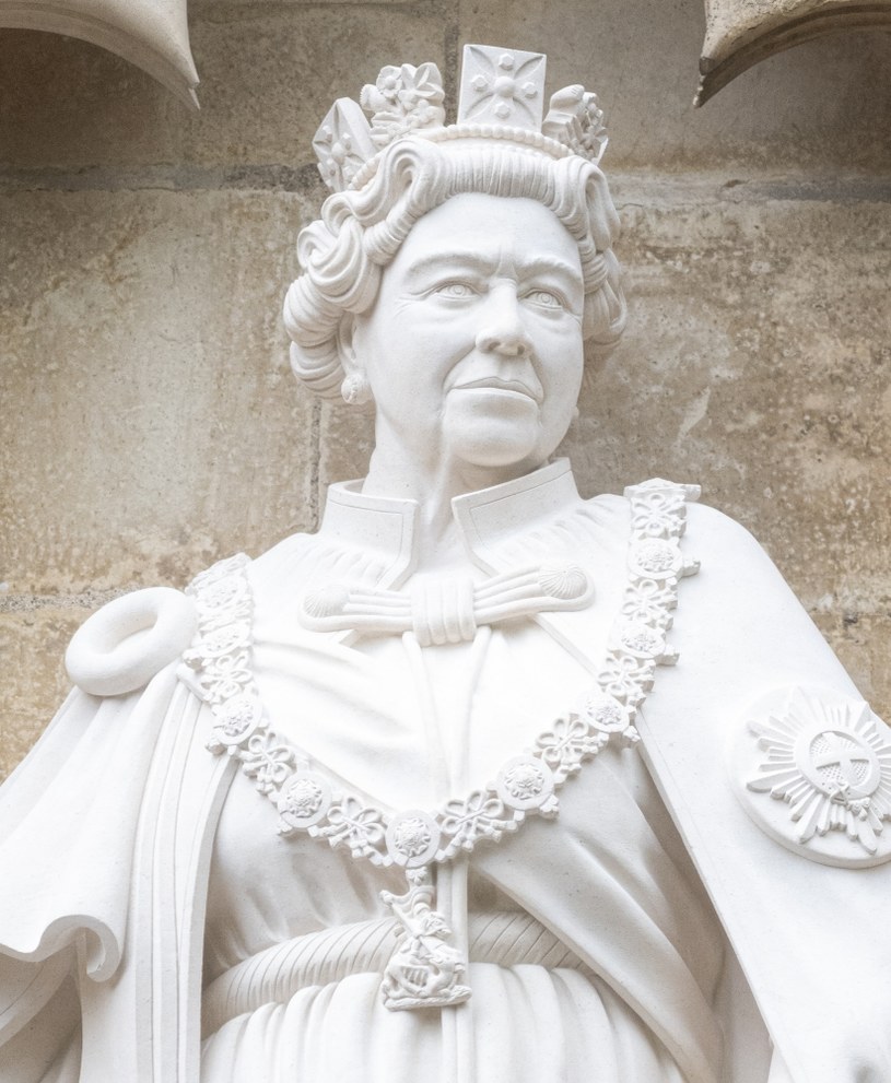 Pomnik królowej Elżbiety II /Samir Hussein/WireImage /Getty Images