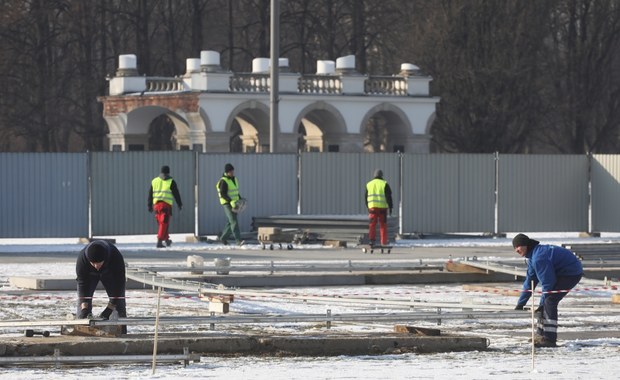 Pomnik ofiary katastrofy smoleńskiej przy pl. Piłsudskiego? PO: Rozbierzemy go 