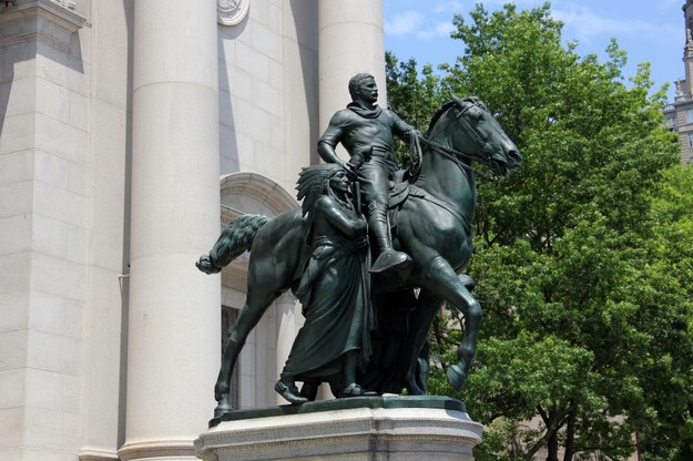 Pomnik prezydenta Theodora Roosevelta w Nowym Jorku /Shutterstock