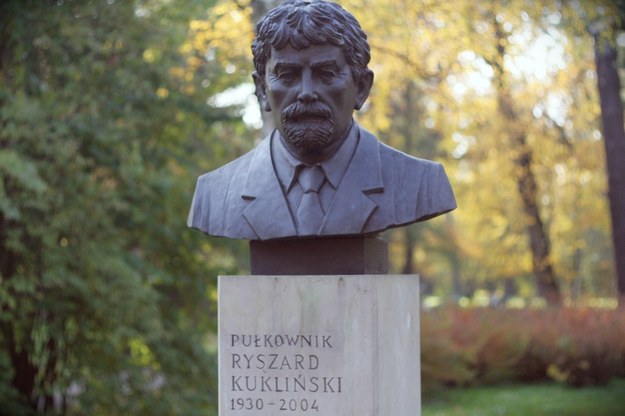 Pomnik Ryszarda Kuklińskiego w krakowskim Parku Jordana /Archiwum RMF FM
