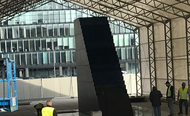 Pomnik smoleński gotowy. Za 5 dni zostanie odsłonięty