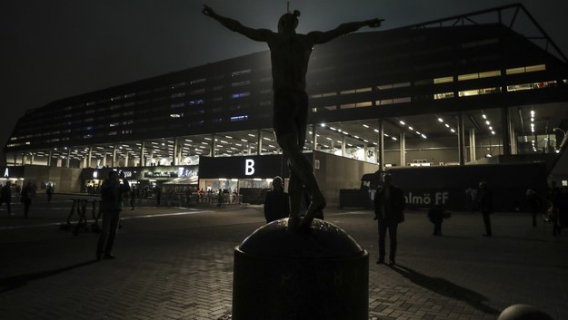 Pomnik Zlatana Ibrahimovica /Andreas Hillergren /PAP/EPA