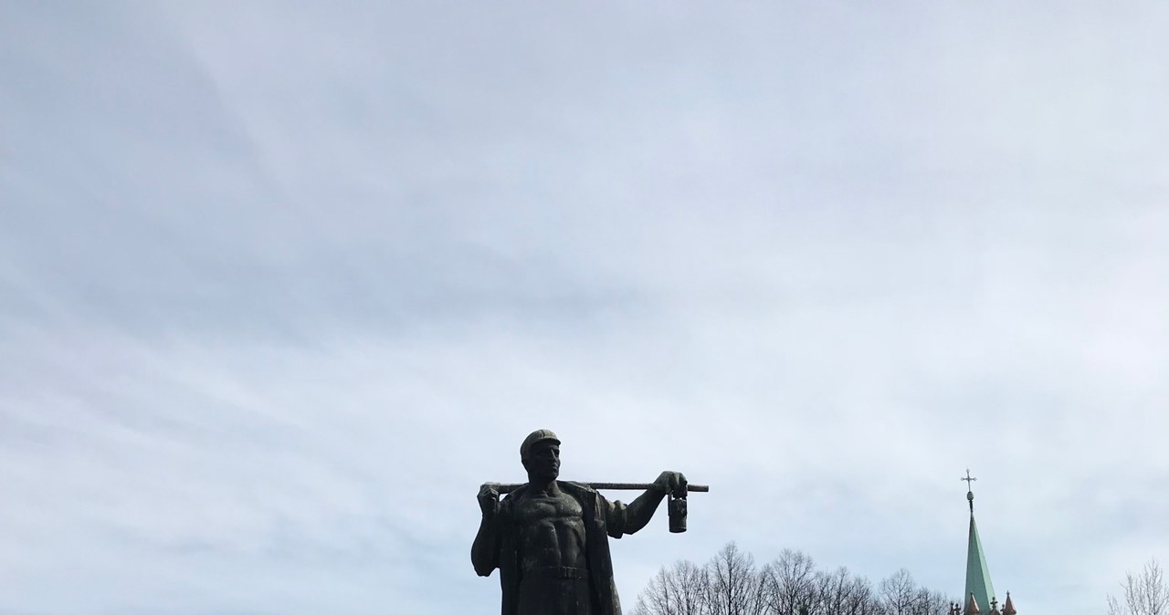 Pomnikowy zawrót głowy. Nie wszyscy na Śląsku chcą burzyć komunistyczne monumenty