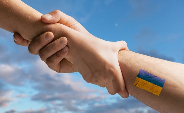 Pomoc dla Ukrainy zagrożona? Większość Niemców i Francuzów chce cięć