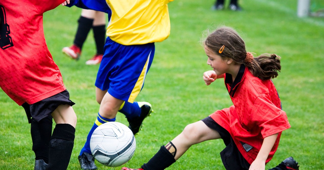 Pomocne w sytuacji dzieci podwrażliwych może okazać się uprawianie sportu /123RF/PICSEL