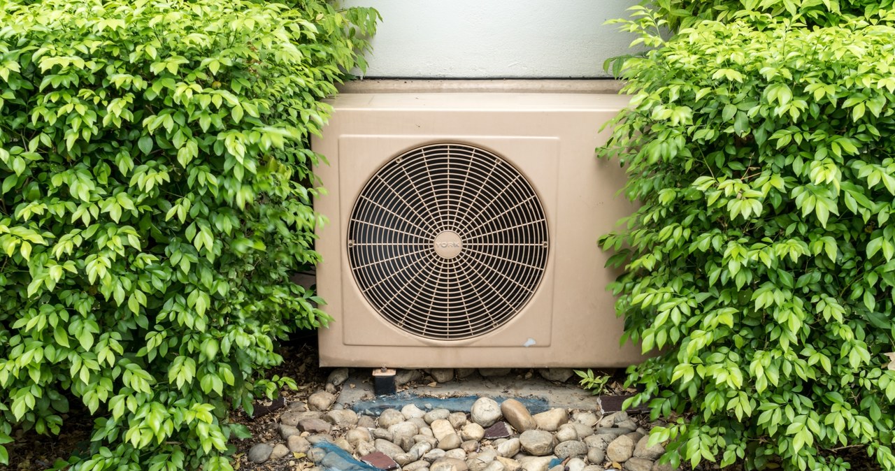 Pompa ciepła to ekologiczne i efektywne rozwiązanie do ogrzewania domu. Jaka jest zasada działania? /123RF/PICSEL