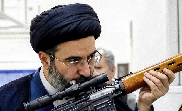 "Pomścimy krew naszych męczenników". Przywódca Iranu chce dalszej blokady cieśniny Ormuz