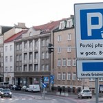 Pomylił parking miejski z prywatnym. Był w szoku, kiedy dostał mandat