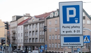 Pomylił parking miejski z prywatnym. Był w szoku, kiedy dostał mandat