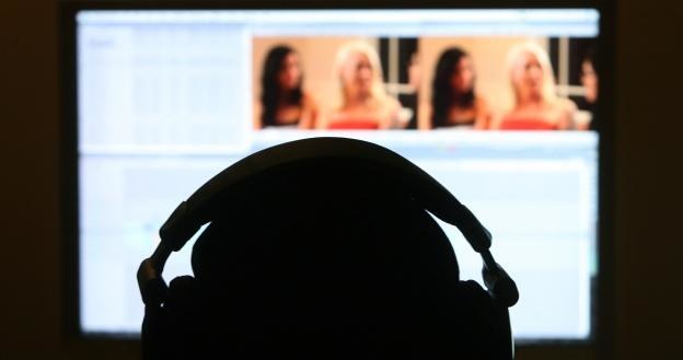 Pomysł blokowania stron porno zyskał już aprobatę brytyjskiego premiera /AFP
