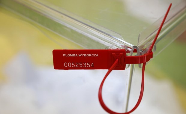 Ponad 100 zawiadomień do prokuratury ws. wyborów-widmo z 10 maja. Większość dotyczy Morawieckiego i Sasina