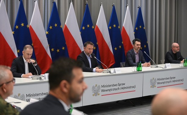 Ponad 15 tys. funkcjonariuszy w akcji. Jak wygląda sytuacja na granicach?