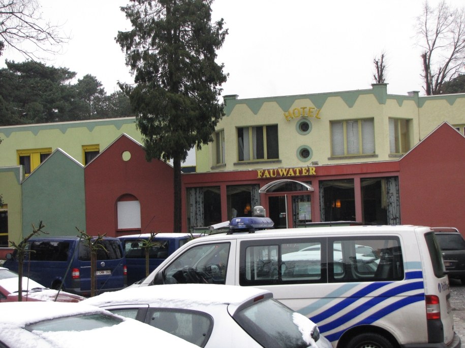 Ponad 150 Polaków spędziło noc w domkach kampingowych bez prądu /Katarzyna szymańska- Borginion  /RMF FM