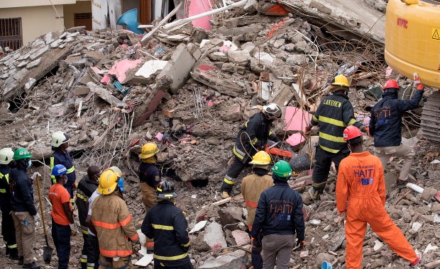 Ponad 2 tys. ofiar trzęsienia ziemi. Coraz gorsza sytuacja w Haiti