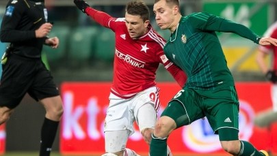 Ponad 400 piłkarzy z Ekstraklasy wartych mniej niż Messi i Ronaldo...