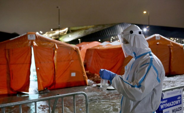 Ponad 48 tys. nowych zakażeń koronawirusem w Polsce. Najwięcej na Śląsku i Mazowszu